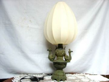 The Bronze Lamp Of The Handicraft Creation