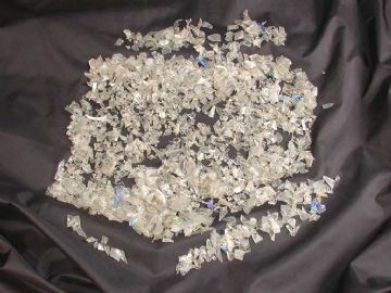 Unwashed Clear Pet Flakes