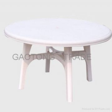 Plastic Round Table