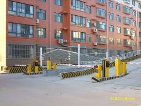 供应低投资高效益小区停车场管理\/物业管理停